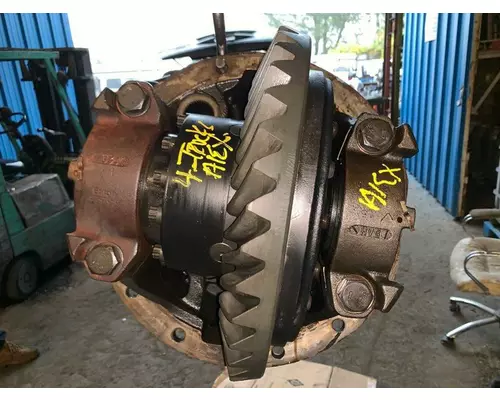 SPICER DS-404 Differential Assembly (Front, Rear)
