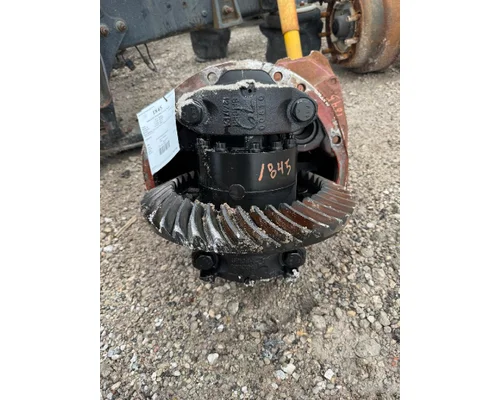 SPICER DSP40 Differential Assembly (Front, Rear)