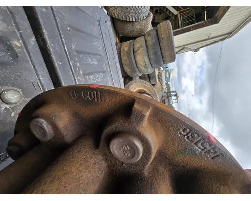SPICER F59 Axle Housing