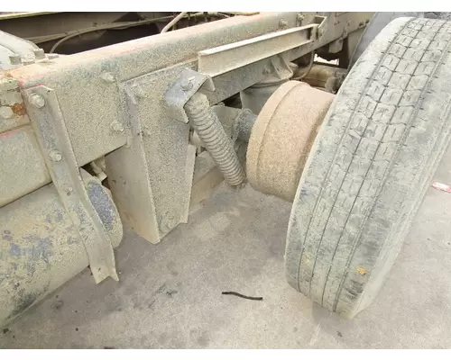 SPICER LIFT AXLE Equipment (Mounted)