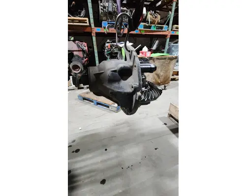 SPICER LT625 Cutoff Assembly (Complete With Axles)