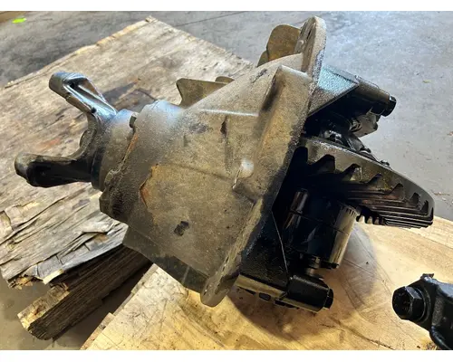 SPICER RST40 Cutoff Assembly (Complete With Axles)