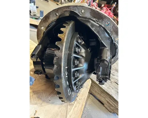 SPICER RST40 Cutoff Assembly (Complete With Axles)