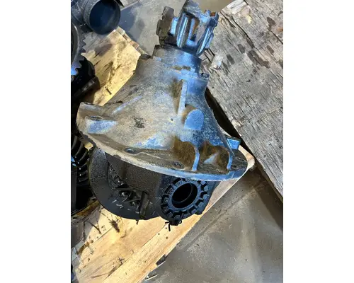 SPICER RST40 Cutoff Assembly (Complete With Axles)