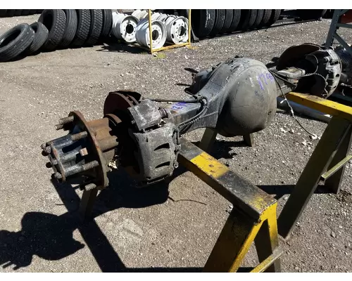 SPICER S-150 Axle Assembly, Rear