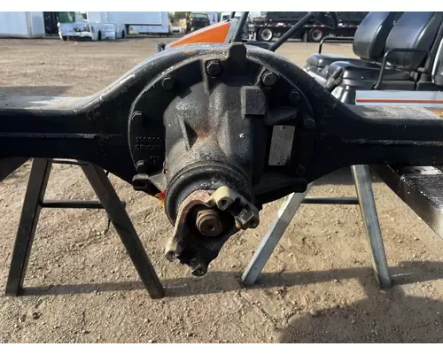 SPICER S130 Axle Assembly, Rear