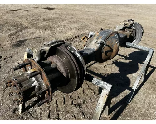 SPICER S130 Axle Assembly, Rear