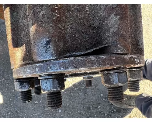 SPICER S130 Axle Assembly, Rear