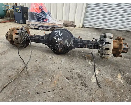 SPICER S135 Axle Housings (Rear)