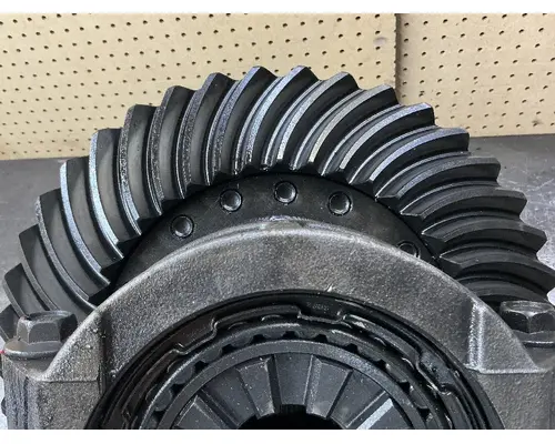 SPICER S23190 Rear Rears (Tandem Rear or Single)