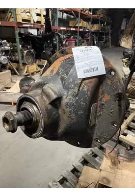 SPICER S400S Cutoff Assembly (Complete With Axles)