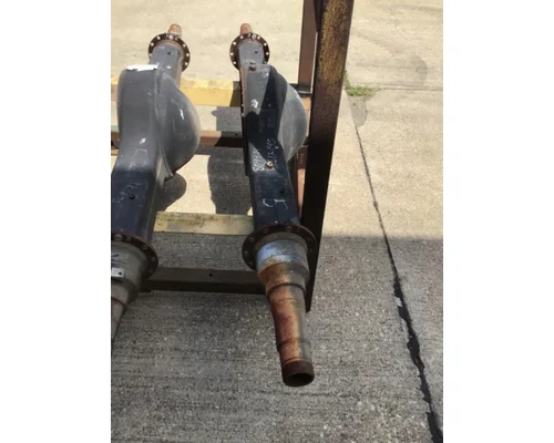 SPICER  AXLE HOUSING, REAR (REAR)
