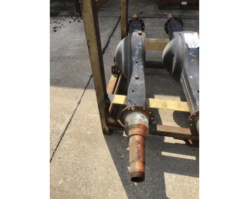 SPICER  AXLE HOUSING, REAR (REAR)