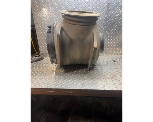 STERLING TRUCK A9500 series Air Cleaner