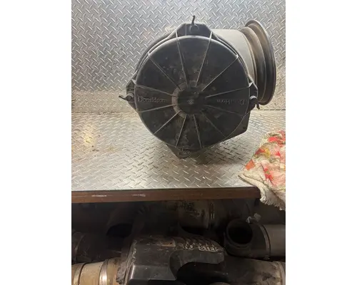 STERLING TRUCK A9500 series Air Cleaner