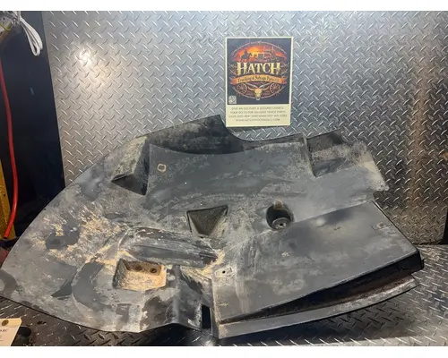 STERLING TRUCK A9500 series Inner Fender