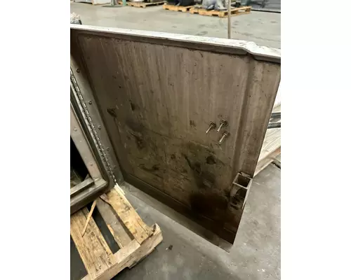 STERLING TRUCK A9500 series Tool Box