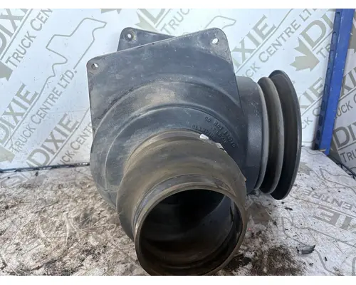 STERLING TRUCK L7500 series Air Cleaner