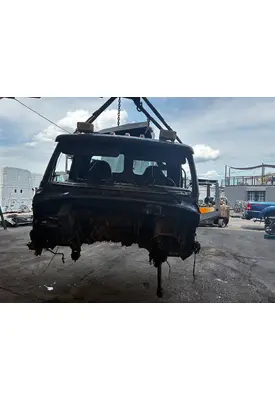 STERLING TRUCK L9500 series Cab