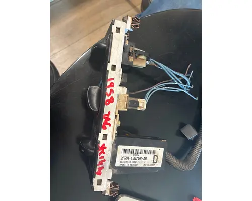 STERLING TRUCK L9500 series Dash Panel
