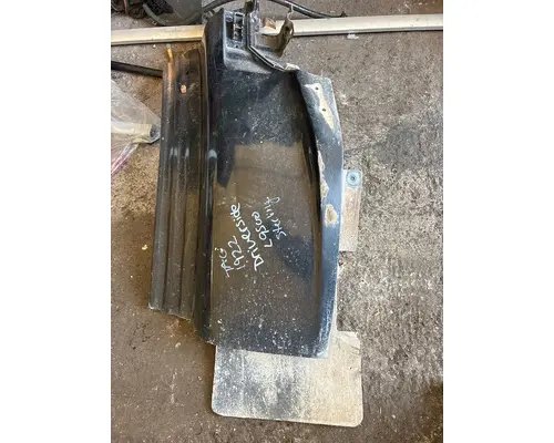 STERLING TRUCK L9500 series Fender