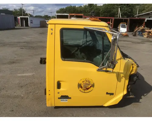 STERLING 9500 SERIES Cab