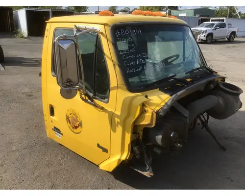 STERLING 9500 SERIES Cab