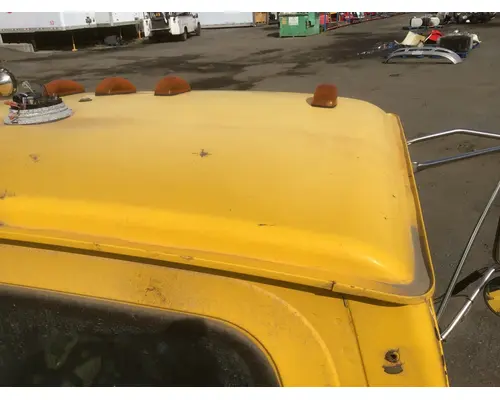 STERLING 9500 SERIES Cab