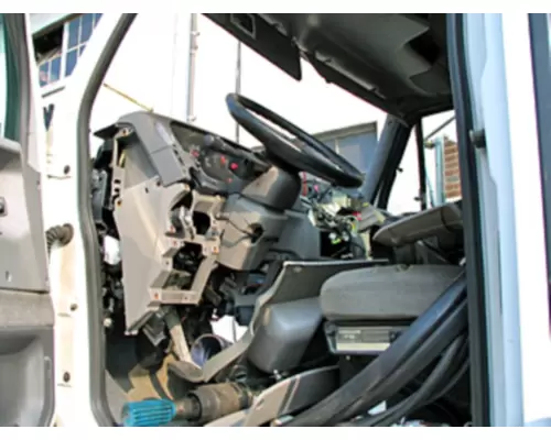 STERLING 9513 Cab Clip