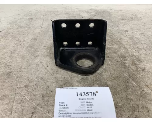 STERLING A01-30140-000 Engine Mounts