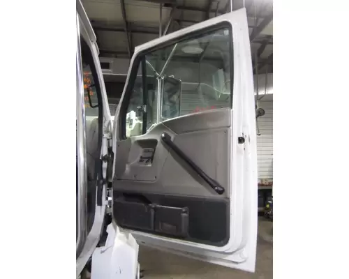 STERLING A8513 1999-2001 DOOR ASSEMBLY, FRONT