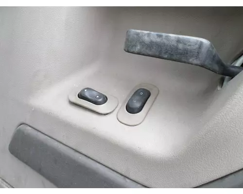 STERLING A9500 1999-2001 DOOR ASSEMBLY, FRONT