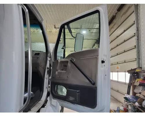 STERLING A9500 1999-2001 DOOR ASSEMBLY, FRONT