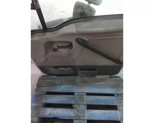 STERLING A9500 1999-2001 DOOR ASSEMBLY, FRONT