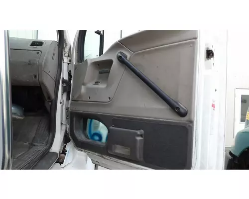 STERLING A9500 1999-2001 DOOR ASSEMBLY, FRONT