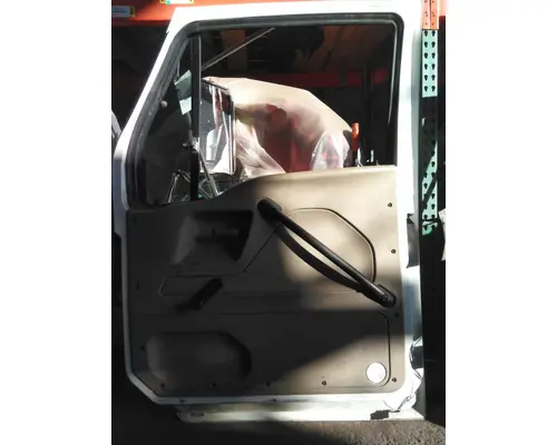 STERLING A9500 1999-2010 DOOR ASSEMBLY, FRONT