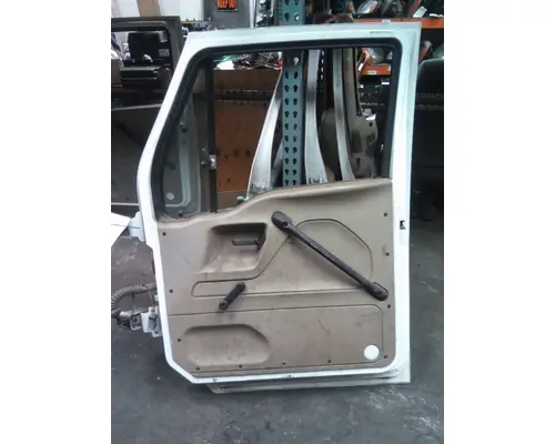 STERLING A9500 1999-2010 DOOR ASSEMBLY, FRONT