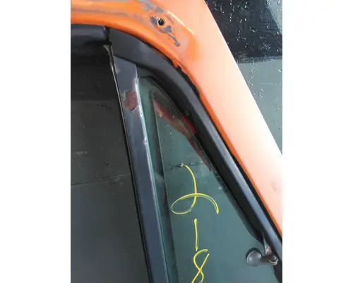 STERLING A9500 1999-2010 DOOR ASSEMBLY, FRONT