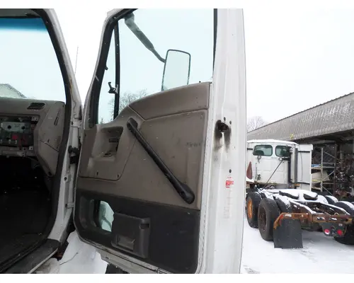 STERLING A9500 1999-2010 DOOR ASSEMBLY, FRONT