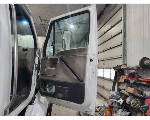 STERLING A9500 1999-2010 DOOR ASSEMBLY, FRONT