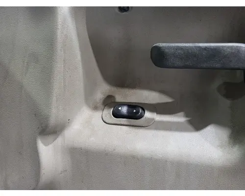 STERLING A9500 1999-2010 DOOR ASSEMBLY, FRONT