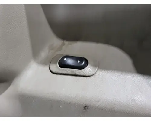 STERLING A9500 1999-2010 DOOR ASSEMBLY, FRONT