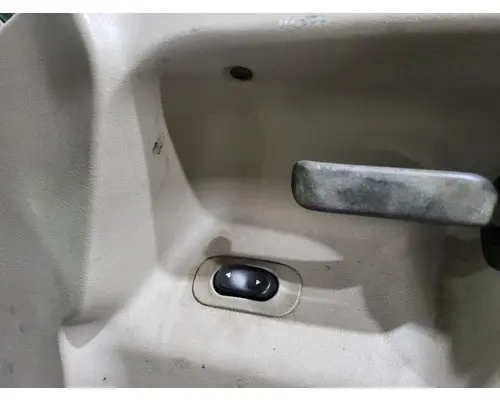 STERLING A9500 1999-2010 DOOR ASSEMBLY, FRONT