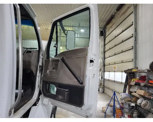 STERLING A9500 1999-2010 DOOR ASSEMBLY, FRONT