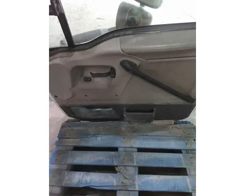 STERLING A9500 1999-2010 DOOR ASSEMBLY, FRONT