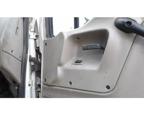 STERLING A9500 1999-2010 DOOR ASSEMBLY, FRONT