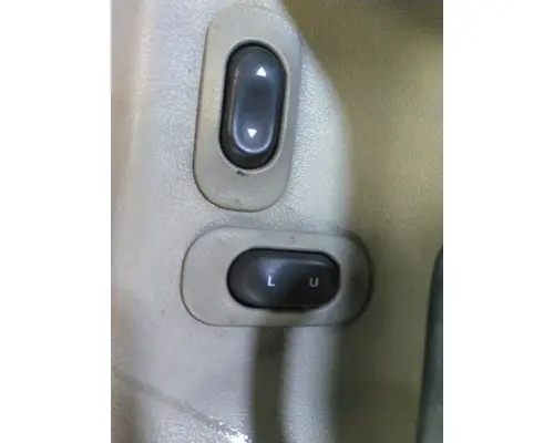 STERLING A9500 1999-2010 DOOR ASSEMBLY, FRONT