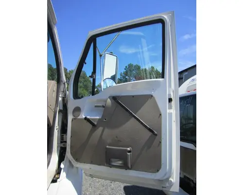 STERLING A9500 1999-2010 DOOR ASSEMBLY, FRONT