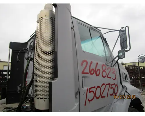 STERLING A9500 1999-2010 DOOR ASSEMBLY, FRONT