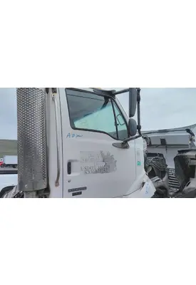 STERLING A9500 1999-2010 DOOR ASSEMBLY, FRONT